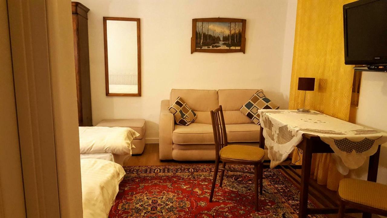Room In An Old House Truskawez Exterior foto